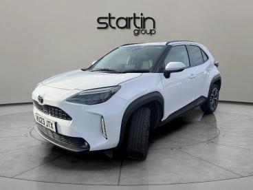 SPOTICAR Toyota Yaris 1.5 Vvt-h Excel E-cvt Euro 6 (s/s) 5dr Used Car - City Car Hybrid White - Redditch - 1200557082_3