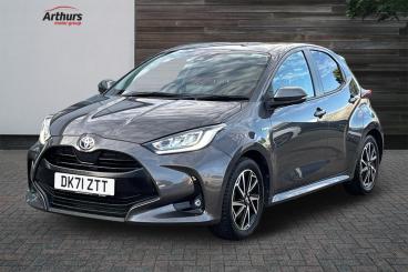 SPOTICAR Toyota Yaris 1.5 Vvt-h Design E-cvt Euro 6 (s/s) 5dr Used Car - City Car Hybrid Grey - Oswestry - 1200557985_3