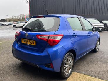 SPOTICAR Toyota Yaris 1.0 Vvt-i Icon Euro 6 5dr Used Car - City Car Petrol Blue - Eglinton - 1200562883_4