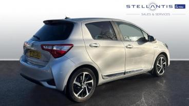 SPOTICAR Toyota Yaris 1.5 Vvt-h Excel E-cvt Euro 6 (s/s) 5dr Used Car - City Car Hybrid Blue - Bristol - 1200565014_3