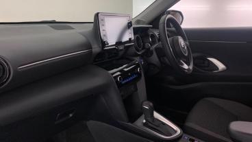 SPOTICAR Toyota Yaris 1.5 Vvt-h Icon E-cvt Euro 6 (s/s) 5dr Used Car - City Car Hybrid Blue - Birmingham - 1200565431_2