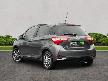 SPOTICAR Toyota Yaris 1.5 Vvt-h Y20 Bi-tone E-cvt Euro 6 (s/s) 5dr Used Car - City Car Hybrid Grey - Ashford - 1200565928_2