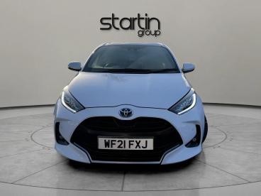 SPOTICAR Toyota Yaris 1.5 Vvt-h Excel E-cvt Euro 6 (s/s) 5dr Used Car - City Car Hybrid White - Redditch - 1200566298_2