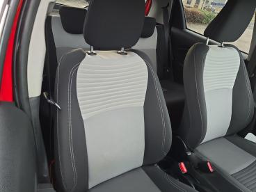 SPOTICAR Toyota Yaris 1.5 Vvt-i Design Euro 6 5dr Used Car - City Car Petrol Red - Workington - 1200568558_3