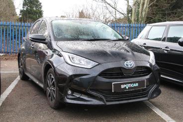 SPOTICAR Toyota Yaris 1.5 Vvt-h Design E-cvt Euro 6 (s/s) 5dr Used Car - City Car Hybrid Black - Lichfield - 1200568698_1