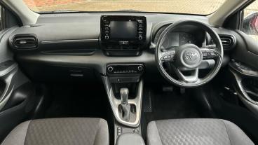 SPOTICAR Toyota Yaris 1.5 Vvt-h Icon E-cvt Euro 6 (s/s) 5dr Used Car - City Car Hybrid Blue - Godalming - 1200569071_5