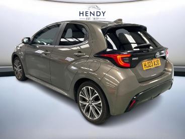 SPOTICAR Toyota Yaris 1.5 Vvt-h Excel E-cvt Euro 6 (s/s) 5dr Used Car - City Car Hybrid Bronze - Poole - 1200569084_5