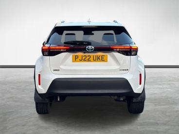 SPOTICAR Toyota Yaris 1.5 Vvt-h Design E-cvt Euro 6 (s/s) 5dr Used Car - City Car Hybrid White - Guisborough - 1200569186_4