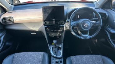 SPOTICAR Toyota Yaris 1.5 Vvt-h Excel E-cvt Awd Euro 6 (s/s) 5dr Used Car - City Car Hybrid Blue - Godalming - 1200575876_4