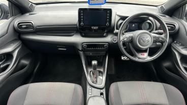 SPOTICAR Toyota Yaris 1.5 Vvt-h Gr Sport E-cvt Euro 6 (s/s) 5dr Used Car - City Car Hybrid Blue - Newport - 1200577282_4