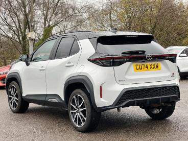 SPOTICAR Toyota Yaris 1.5 Vvt-h Gr Sport E-cvt Euro 6 (s/s) 5dr Used Car - City Car Hybrid Multicolour - Pontypridd - 1200577878_5