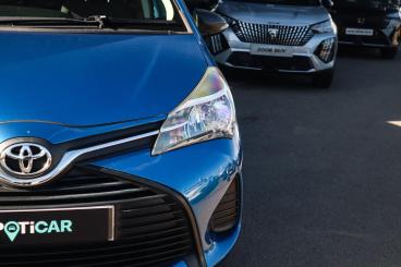 SPOTICAR Toyota Yaris 1.0 Vvt-i Active Euro 6 5dr Used Car - City Car Petrol Blue - Leamington - 1200580874_5