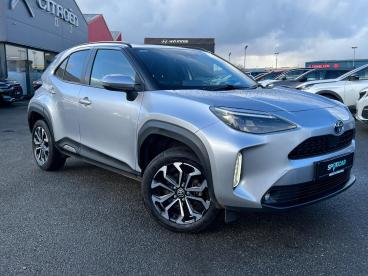 SPOTICAR Toyota Yaris 1.5 Vvt-h Design E-cvt Euro 6 (s/s) 5dr Used Car - City Car Hybrid Silver - Eglinton - 1200585422_1