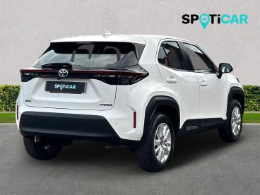 SPOTICAR Toyota Yaris 1.5 Vvt-h Icon E-cvt Euro 6 (s/s) 5dr Used Car - City Car Hybrid White - Dumfries - 1200588330_3