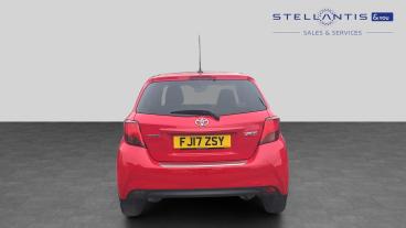 SPOTICAR Toyota Yaris 1.0 Vvt-i Icon Euro 6 5dr Used Car - City Car Petrol Red - Leicester - 1200590566_4