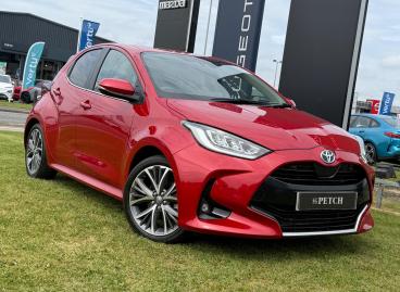 SPOTICAR Toyota Yaris 1.5 Vvt-h Excel E-cvt Euro 6 (s/s) 5dr Used Car - City Car Hybrid Red - Darlington - 1200601017_1