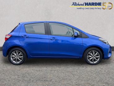SPOTICAR Toyota Yaris 1.0 Vvt-i Icon Euro 6 5dr Used Car - City Car Petrol Blue - Ashington - 1200605190_5
