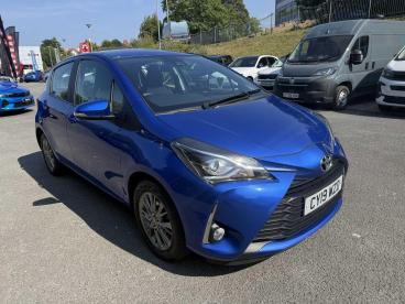 SPOTICAR Toyota Yaris 1.5 Vvt-i Icon Euro 6 5dr Used Car - City Car Petrol Blue - Colwyn Bay - 1200620091_1