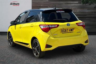 SPOTICAR Toyota Yaris 1.5 Vvt-h Yellow Bi-tone Limited Edition E-cvt Eur Used Car - City Car Hybrid Yellow - Oswestry - 1200622462_5