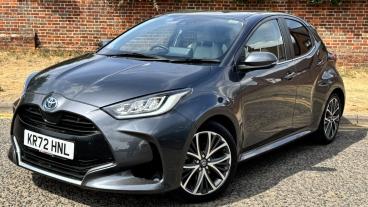 SPOTICAR Toyota Yaris 1.5 Vvt-h Excel E-cvt Euro 6 (s/s) 5dr Used Car - City Car Hybrid Grey - Hemel Hempstead - 1200622709_3