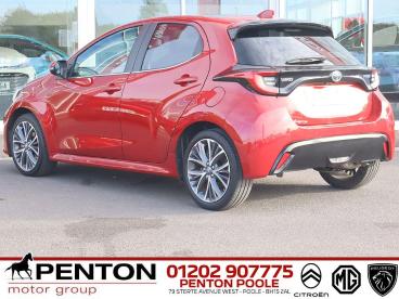 SPOTICAR Toyota Yaris 1.5 Vvt-h Excel E-cvt Euro 6 (s/s) 5dr Used Car - City Car Hybrid Red - Poole - 1200636891_5