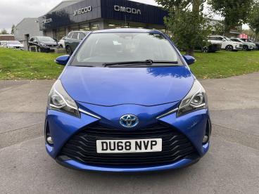 SPOTICAR Toyota Yaris 1.5 Vvt-h Icon Tech E-cvt Euro 6 (s/s) 5dr Used Car - City Car Hybrid Blue - Swansea - 1200640221_2