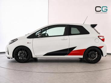 SPOTICAR Toyota Yaris 1.8 Dual Vvt-i Grmn Euro 6 3dr Used Car - City Car Petrol White - Croxdale - 1200640841_4