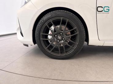 SPOTICAR Toyota Yaris 1.8 Dual Vvt-i Grmn Euro 6 3dr Used Car - City Car Petrol White - Croxdale - 1200640841_5