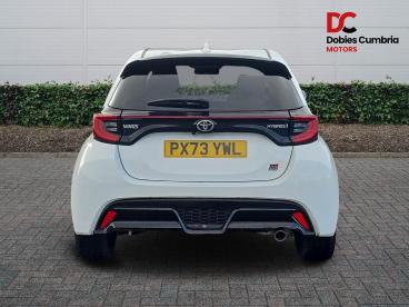 SPOTICAR Toyota Yaris 1.5 Vvt-h Gr Sport E-cvt Euro 6 (s/s) 5dr Used Car - City Car Hybrid White - Workington - 1200644383_4