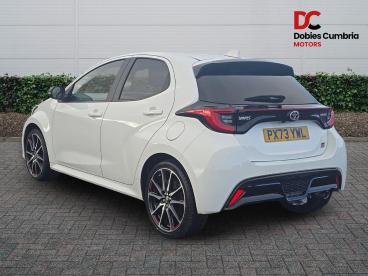 SPOTICAR Toyota Yaris 1.5 Vvt-h Gr Sport E-cvt Euro 6 (s/s) 5dr Used Car - City Car Hybrid White - Workington - 1200644383_5