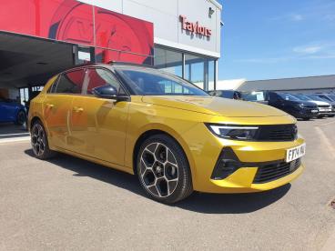 SPOTICAR Vauxhall Astra 1.2 Turbo Ultimate Euro 6 (s/s) 5dr Used Car - Saloon Petrol Yellow - Boston - 1200526794_4