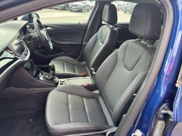 SPOTICAR Vauxhall Astra 1.5 Turbo D Elite Nav Euro 6 (s/s) 5dr Used Car - Saloon Diesel Blue - Billinghay - 1200543758_4