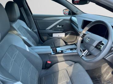 SPOTICAR Vauxhall Astra 1.2 Turbo Ultimate Auto Euro 6 (s/s) 5dr Used Car - Saloon Petrol Black - Tiptree - 1200544931_4