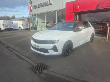 SPOTICAR Vauxhall Astra 1.2 Turbo Ultimate Auto Euro 6 (s/s) 5dr Used Car - Saloon Petrol White - Boston - 1200554804_3