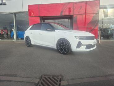 SPOTICAR Vauxhall Astra 1.2 Turbo Ultimate Auto Euro 6 (s/s) 5dr Used Car - Saloon Petrol White - Boston - 1200554804_5