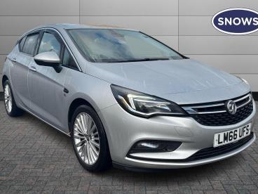 SPOTICAR Vauxhall Astra 1.6 Cdti Blueinjection Elite Nav Euro 6 (s/s) 5dr Used Car - Saloon Diesel Silver - Southampton - 1200562316_1