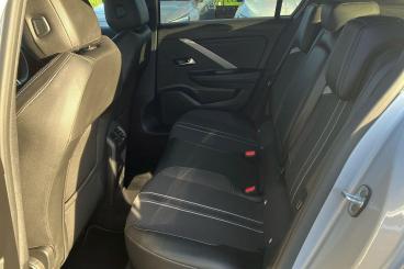 SPOTICAR Vauxhall Astra 1.2 Turbo Gs Euro 6 (s/s) 5dr Used Car - Saloon Petrol Silver - Rochester - 1200563452_5