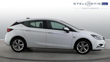 SPOTICAR Vauxhall Astra 1.4i Turbo Sri Euro 6 5dr Used Car - Saloon Petrol White - Birmingham - 1200564568_5
