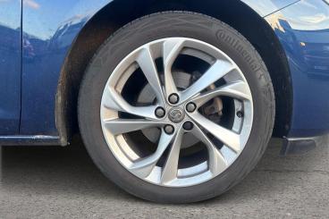 SPOTICAR Vauxhall Astra 1.2 Turbo Sri Nav Euro 6 (s/s) 5dr Used Car - Saloon Petrol Blue - Eastleigh - 1200582021_5