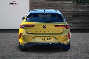 SPOTICAR Vauxhall Astra 1.2 Turbo Ultimate Euro 6 (s/s) 5dr Used Car - Saloon Petrol Multicolour - Oswestry - 1200583481_4