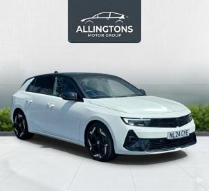 SPOTICAR Vauxhall Astra 1.6 12.4kwh Gse Auto Euro 6 (s/s) 5dr Used Car - Saloon Plug-in Hybrid White - Ashington - 1200592049_1