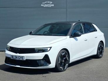 SPOTICAR Vauxhall Astra 1.6 12.4kwh Gse Auto Euro 6 (s/s) 5dr Used Car - Saloon Plug-in Hybrid White - Ashington - 1200592049_4