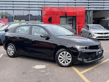 SPOTICAR Vauxhall Astra 1.2 Turbo Design Euro 6 (s/s) 5dr Used Car - Saloon Petrol Black - Romford - 1200593795_1