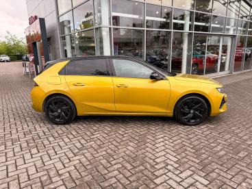 SPOTICAR Vauxhall Astra 1.2 Turbo Gs Euro 6 (s/s) 5dr Used Car - Saloon Petrol Yellow - Trowbridge - 1200605168_2