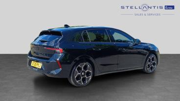 SPOTICAR Vauxhall Astra 1.2 Turbo Ultimate Auto Euro 6 (s/s) 5dr Used Car - Saloon Petrol Black - Croydon - 1200608565_3