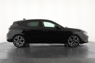 SPOTICAR Vauxhall Astra 1.2 Turbo Ultimate Auto Euro 6 (s/s) 5dr Used Car - Saloon Petrol Black - Epsom - 1200610042_5