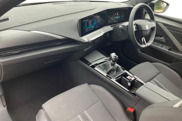SPOTICAR Vauxhall Astra 1.2 Turbo Gs Euro 6 (s/s) 5dr Used Car - Saloon Petrol Yellow - Portsmouth - 1200612483_2