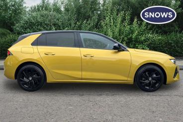 SPOTICAR Vauxhall Astra 1.2 Turbo Gs Euro 6 (s/s) 5dr Used Car - Saloon Petrol Yellow - Portsmouth - 1200612483_4