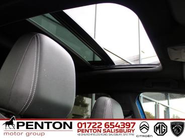 SPOTICAR Vauxhall Astra 1.2 Turbo Ultimate Euro 6 (s/s) 5dr Used Car - Saloon Petrol Blue - Salisbury - 1200614564_4
