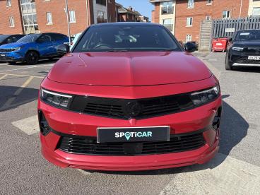 SPOTICAR Vauxhall Astra 1.6 12.4kwh Gs Line Auto Euro 6 (s/s) 5dr Used Car - Saloon Plug-in Hybrid Red - Romford - 1200617781_2